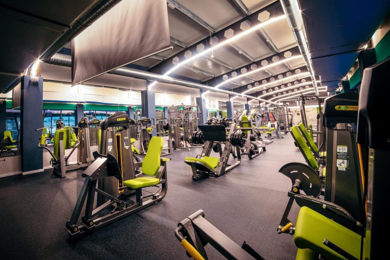 Hotel Nordic Twins & Wellness Rădăuţi Exteriér fotografie